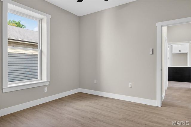 5843 Enright Avenue, St Louis, MO 63112