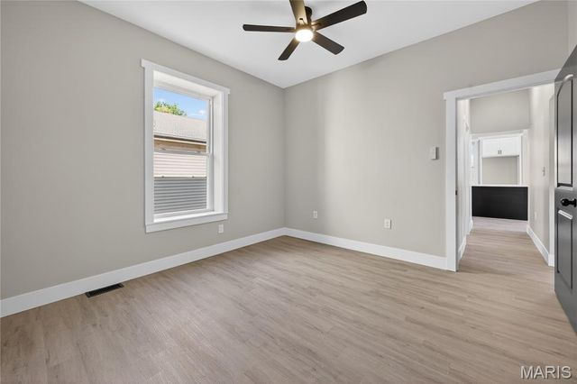5843 Enright Avenue, St Louis, MO 63112