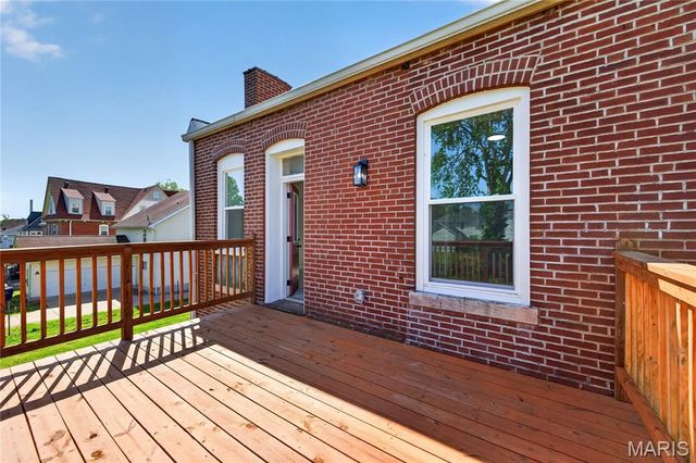 5843 Enright Avenue, St Louis, MO 63112