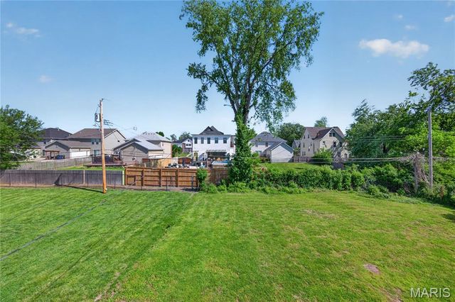 5843 Enright Avenue, St Louis, MO 63112