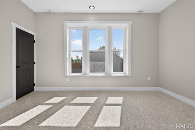 5843 Enright Avenue, St Louis, MO 63112
