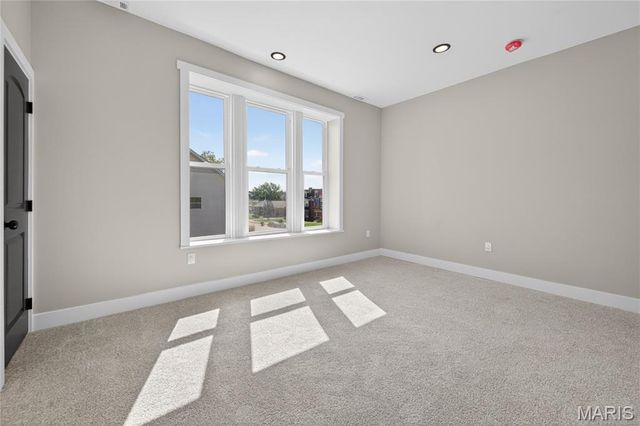 5843 Enright Avenue, St Louis, MO 63112