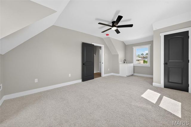 5843 Enright Avenue, St Louis, MO 63112