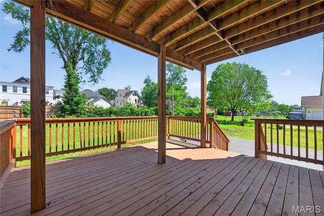 5843 Enright Avenue, St Louis, MO 63112