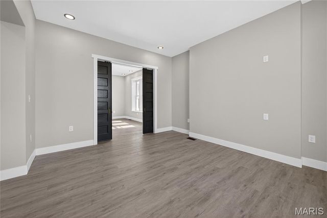5843 Enright Avenue, St Louis, MO 63112