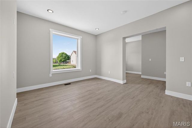 5843 Enright Avenue, St Louis, MO 63112