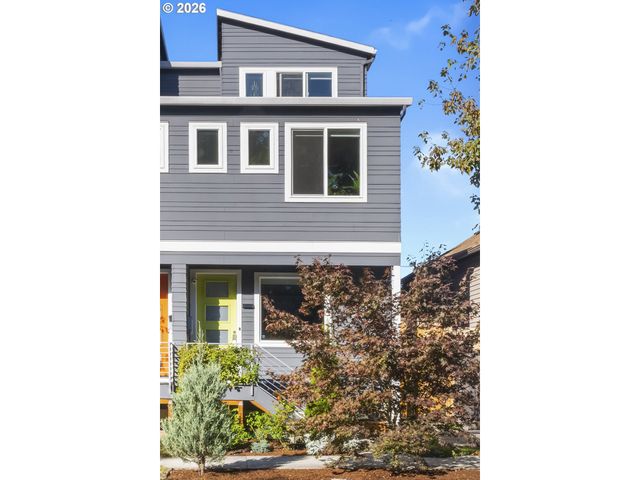 519 N COOK St, Portland, OR 97227