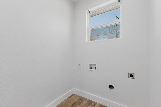 106 Jones Street, Terrell, TX 75160