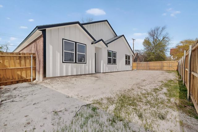 106 Jones Street, Terrell, TX 75160