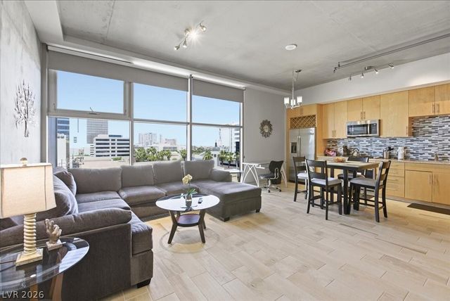 353 East Bonneville Avenue 601, Las Vegas, NV 89101