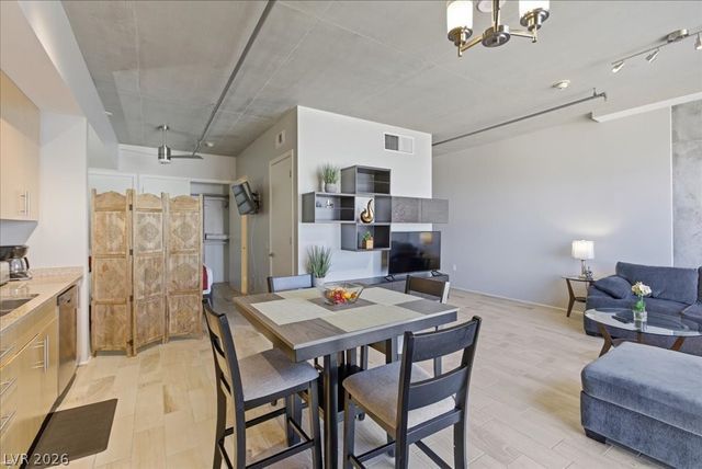 353 East Bonneville Avenue 601, Las Vegas, NV 89101