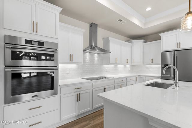 1057 Northbridge Court NW, Ocean Isle Beach, NC 28469