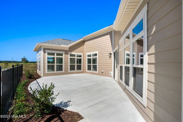 1057 Northbridge Court NW, Ocean Isle Beach, NC 28469