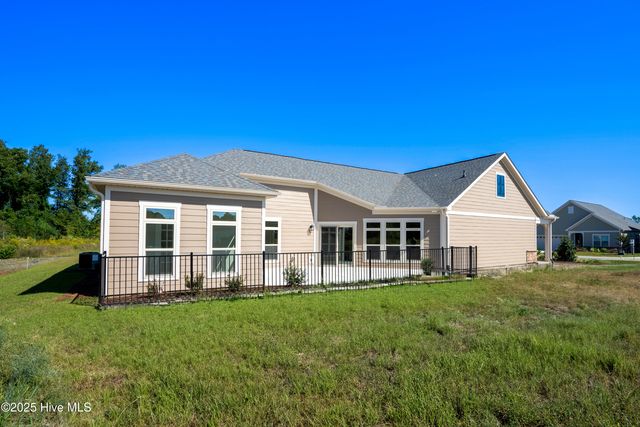 1057 Northbridge Court NW, Ocean Isle Beach, NC 28469