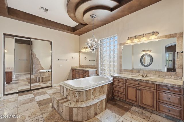 2780 W LAREDO Place, Chandler, AZ 85224