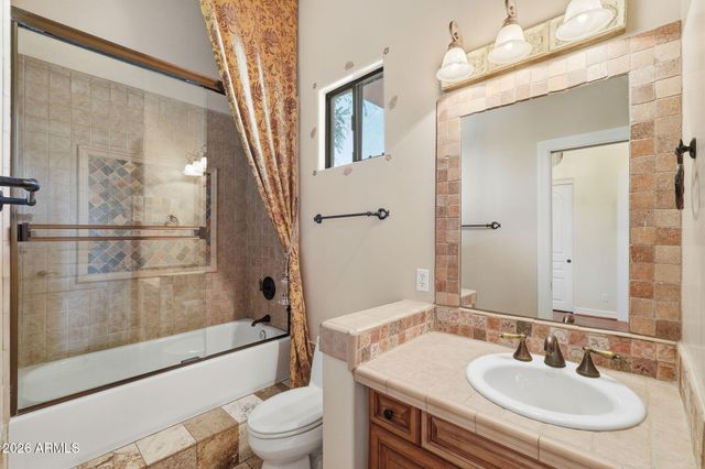 2780 W LAREDO Place, Chandler, AZ 85224