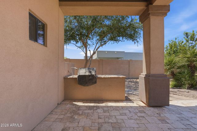 2780 W LAREDO Place, Chandler, AZ 85224