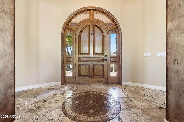 2780 W LAREDO Place, Chandler, AZ 85224