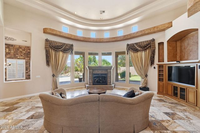 2780 W LAREDO Place, Chandler, AZ 85224