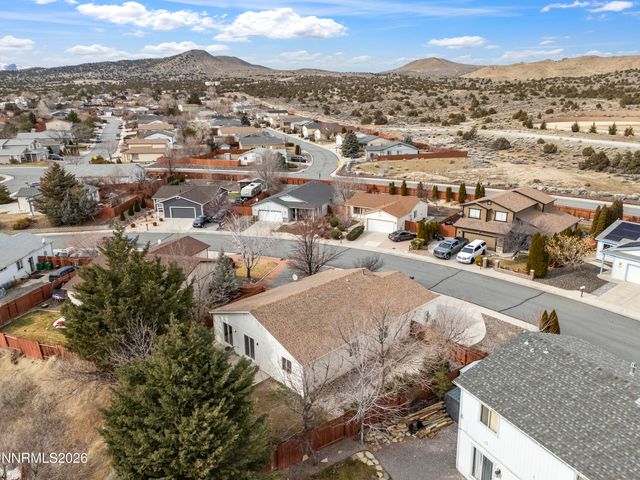 706 Strauss Court, Sun Valley, NV 89433