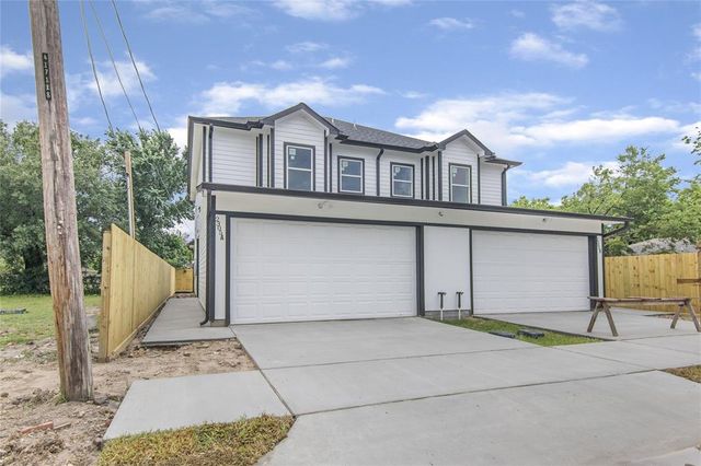 2305 Sakowitz Street A, Houston, TX 77020