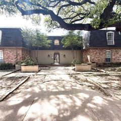 5323 Fleetwood Oaks Avenue 256, Dallas, TX 75235