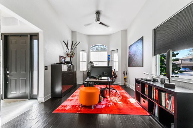 10271 Cypress Lakes Preserve Drive, Lake Worth, FL 33449