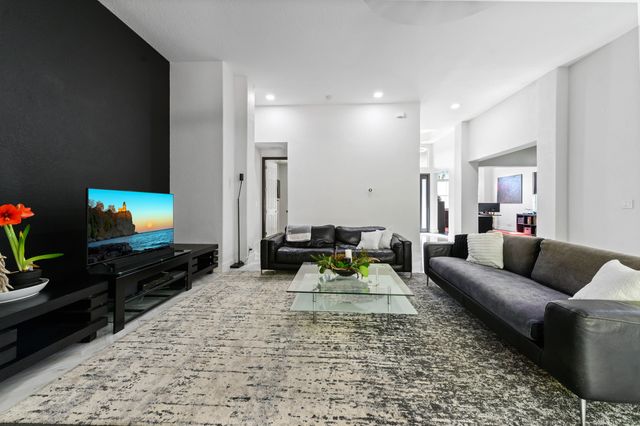 10271 Cypress Lakes Preserve Drive, Lake Worth, FL 33449