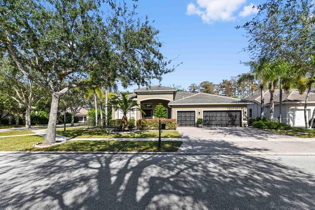 10271 Cypress Lakes Preserve Drive, Lake Worth, FL 33449