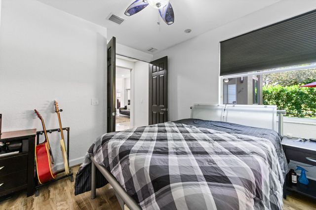 10271 Cypress Lakes Preserve Drive, Lake Worth, FL 33449