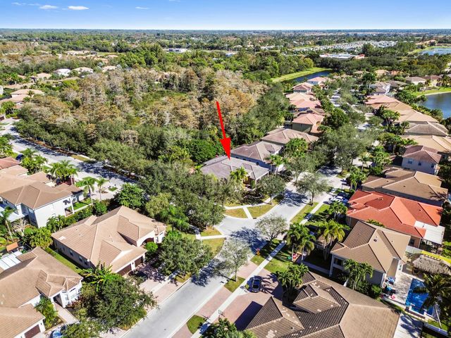 10271 Cypress Lakes Preserve Drive, Lake Worth, FL 33449