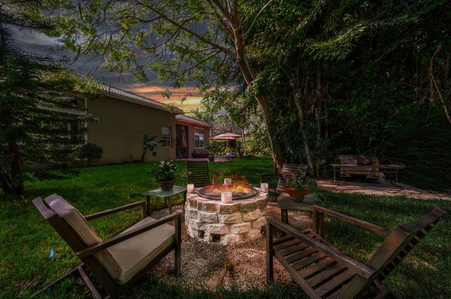 10271 Cypress Lakes Preserve Drive, Lake Worth, FL 33449