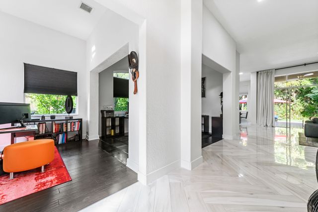 10271 Cypress Lakes Preserve Drive, Lake Worth, FL 33449