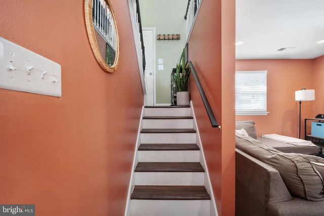 5570 ROWSER DR, Woodbridge, VA 22193