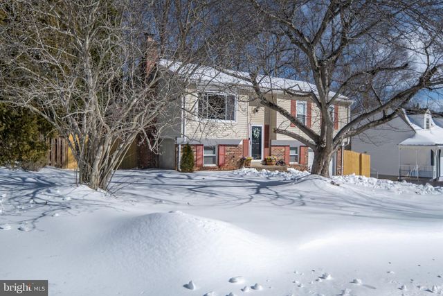 5570 ROWSER DR, Woodbridge, VA 22193