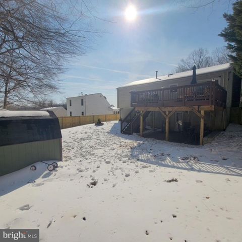 5570 ROWSER DR, Woodbridge, VA 22193