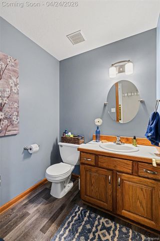 2370 Stonebrook Court, Flint Charter Township, MI 48433