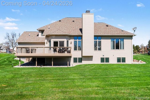 2370 Stonebrook Court, Flint Charter Township, MI 48433