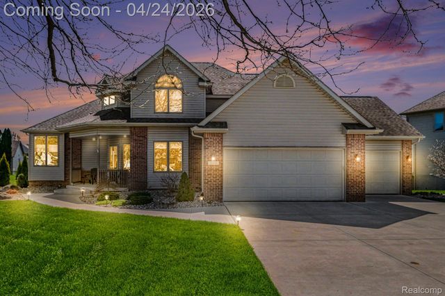 2370 Stonebrook Court, Flint Charter Township, MI 48433