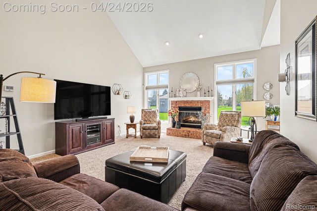 2370 Stonebrook Court, Flint Charter Township, MI 48433