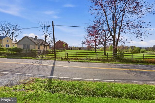 3961 RECTORTOWN RD, Marshall, VA 20115