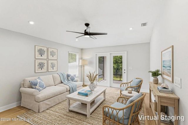138 MEADOW CREEK Drive, St. Johns, FL 32259
