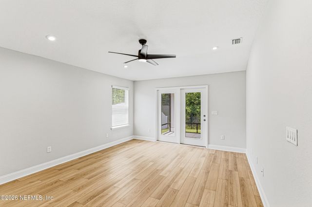 138 MEADOW CREEK Drive, St. Johns, FL 32259
