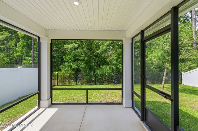 138 MEADOW CREEK Drive, St. Johns, FL 32259