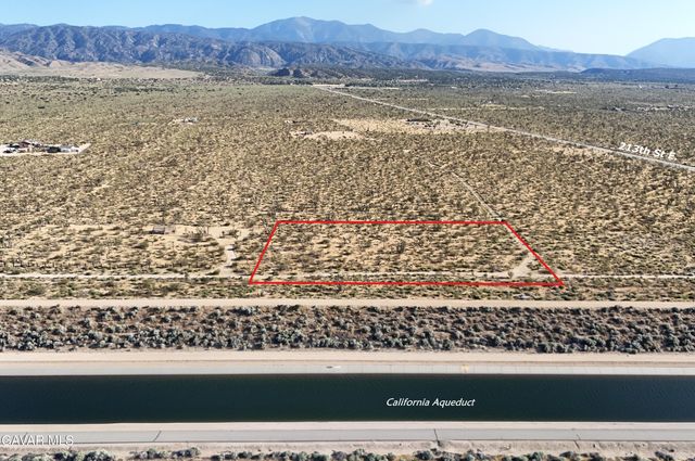 Laurelmere Drive, Llano, CA 93544