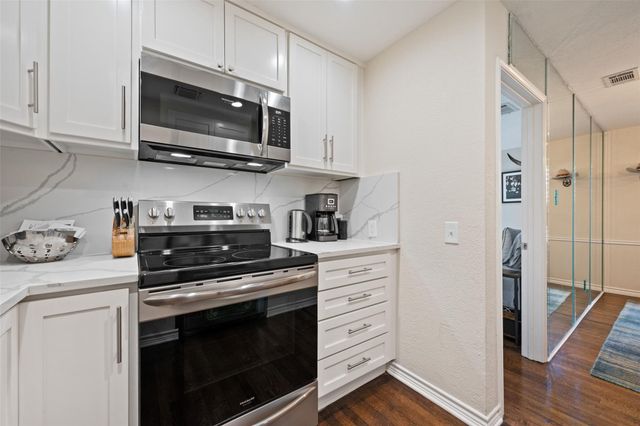 1500 Woodlawn BLVD 304, Austin, TX 78703
