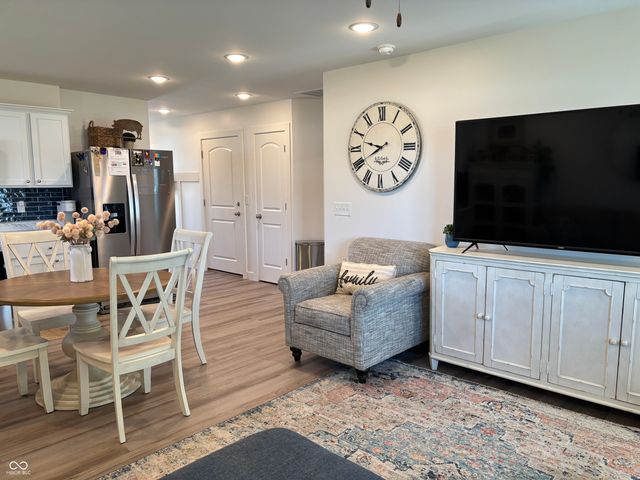 1511 Coen Court, Columbus, IN 47201
