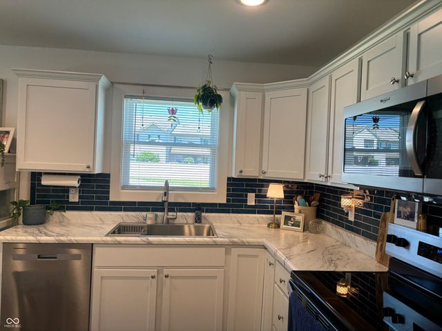 1511 Coen Court, Columbus, IN 47201