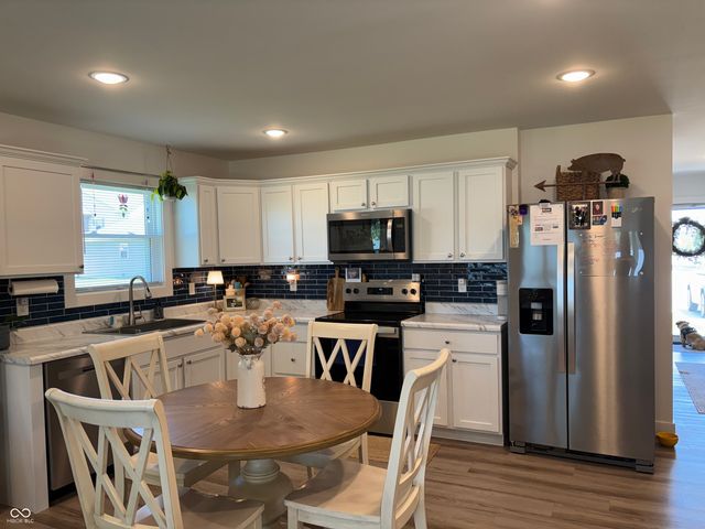 1511 Coen Court, Columbus, IN 47201