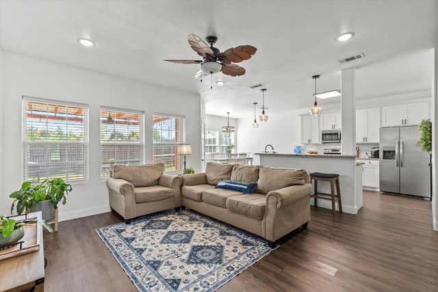 140 Egret Circle, East Tawakoni, TX 75472